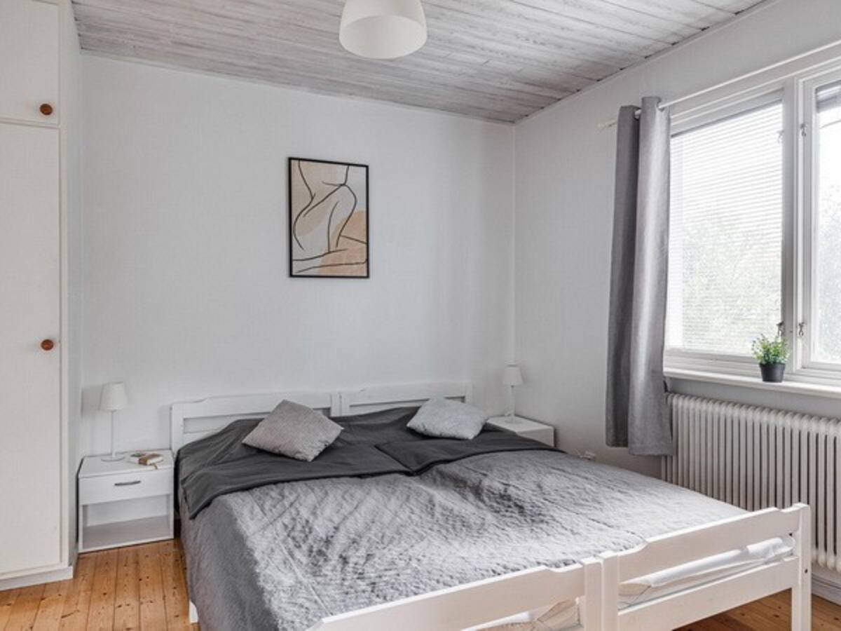 Schlafzimmer unten